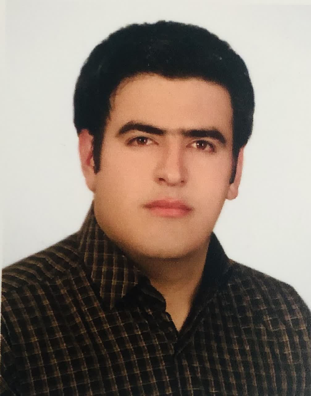  آقای احمد اسدالهی